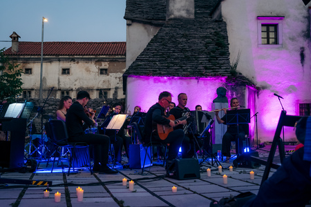 O-Divaca_Koncert__7RV5943_Foto-BeGR8-Media_Manjse