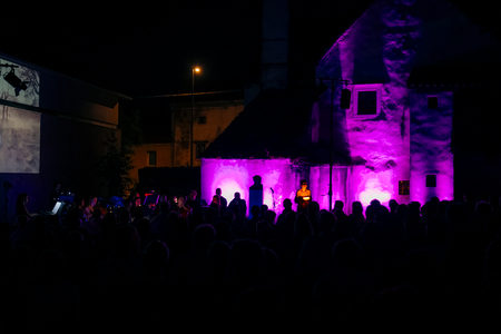 O-Divaca_Koncert__7RV5994_Foto-BeGR8-Media_Manjse